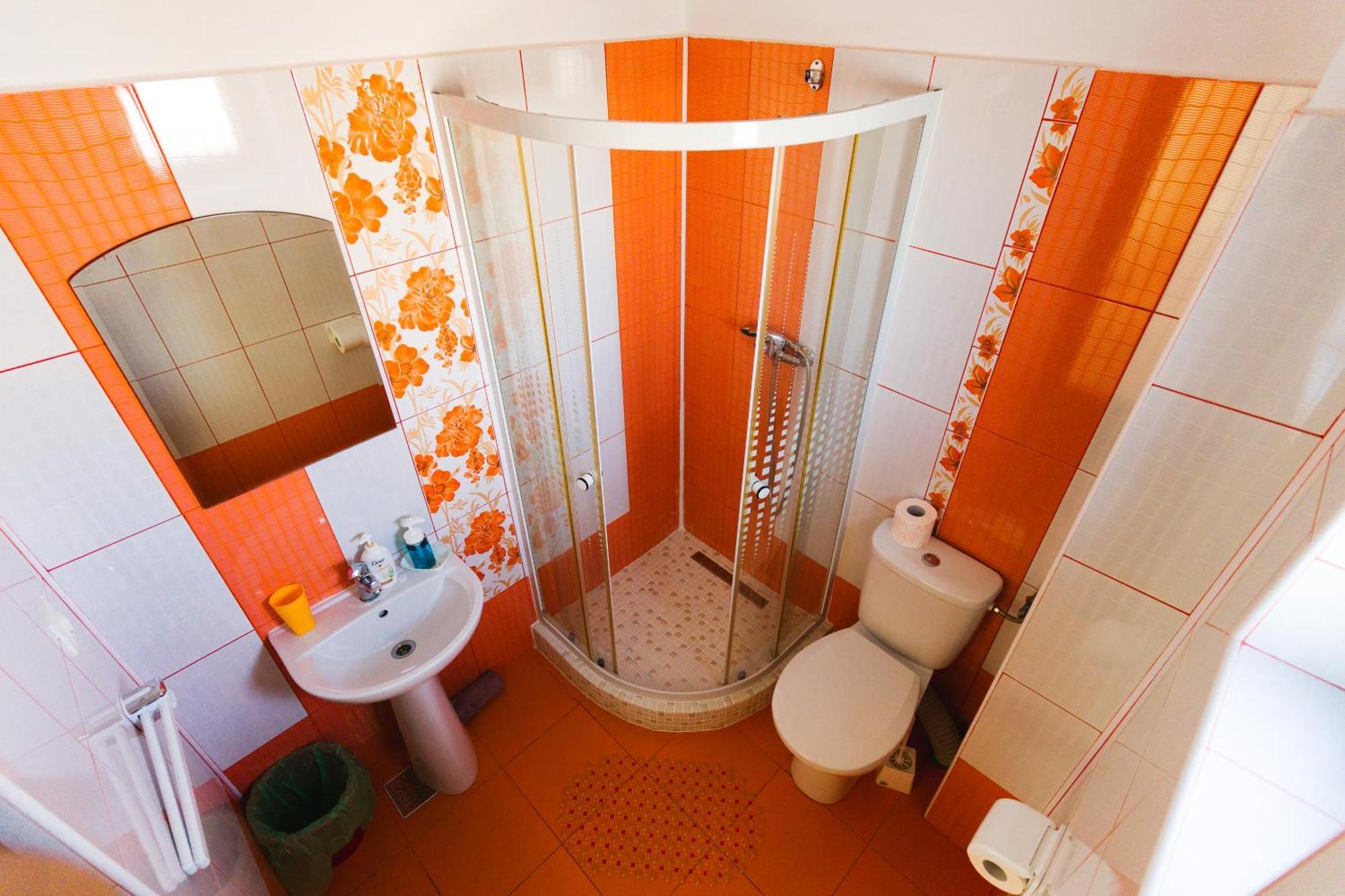 Отель Casa Leahu Костинешти Экстерьер фото
