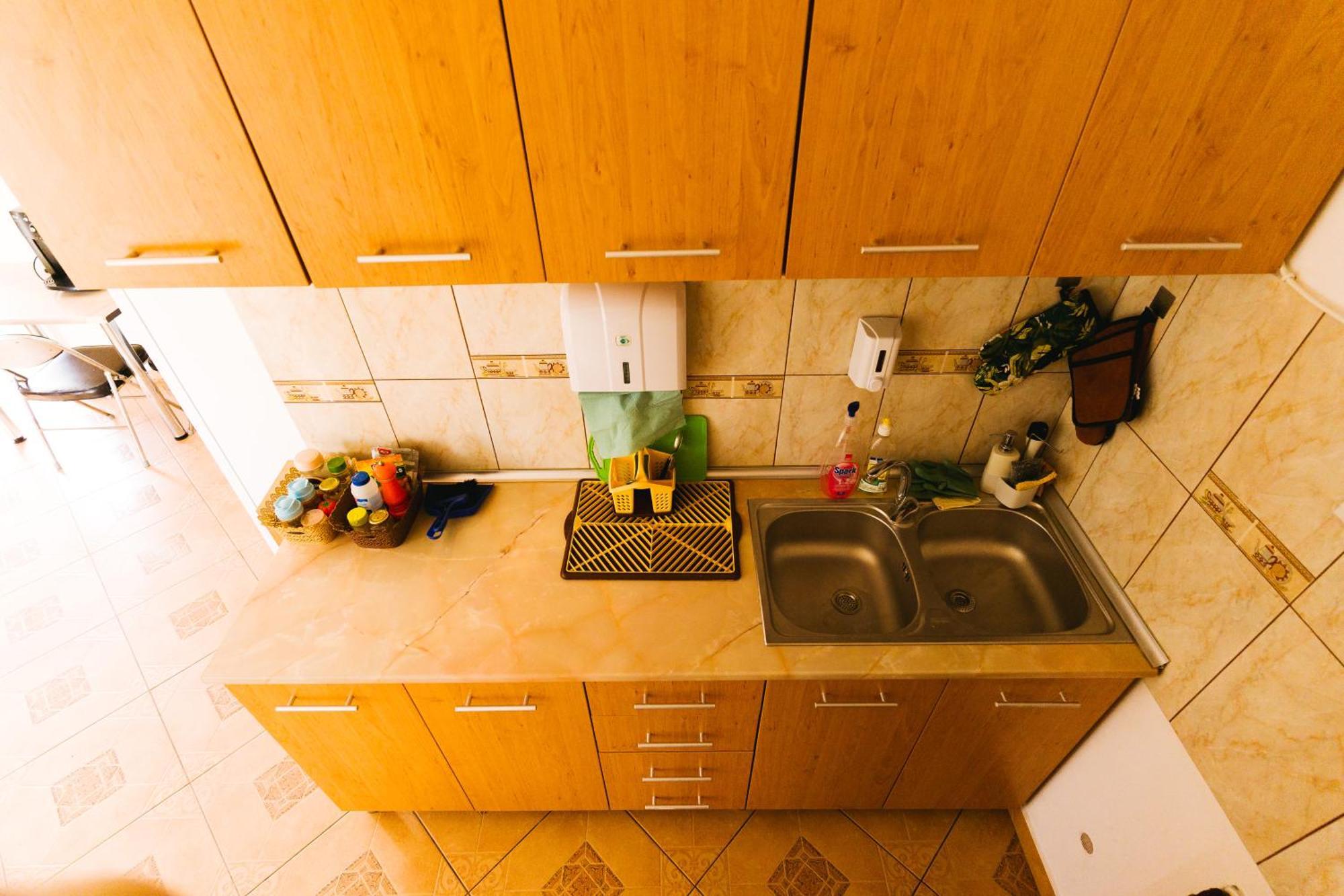 Отель Casa Leahu Костинешти Экстерьер фото